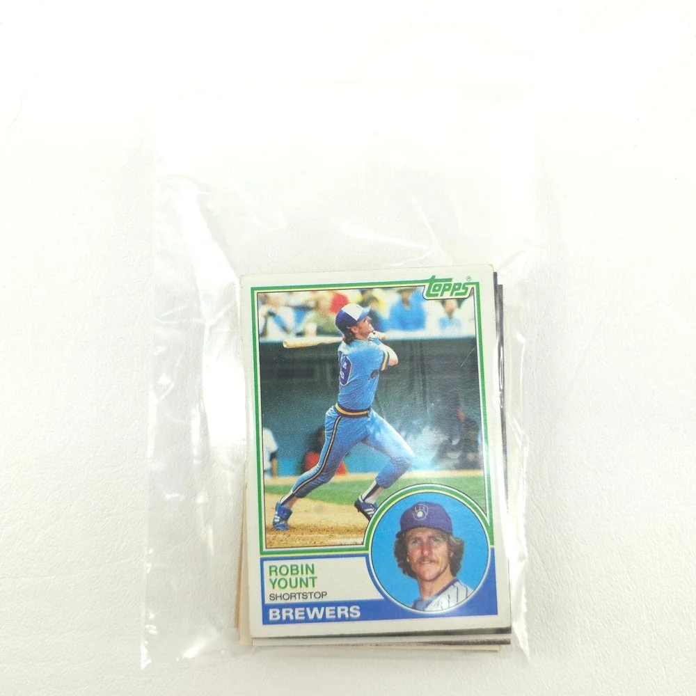 25 Card Baseball Star Lot Several Year Span All Pictured Yount Rose Thomas Ryan